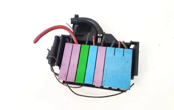 Opel Zafira A Fuse box set 9685661 968566-1