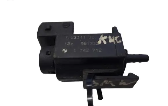 BMW 5 E60 E61 Turbo solenoid valve 72234100 1742712