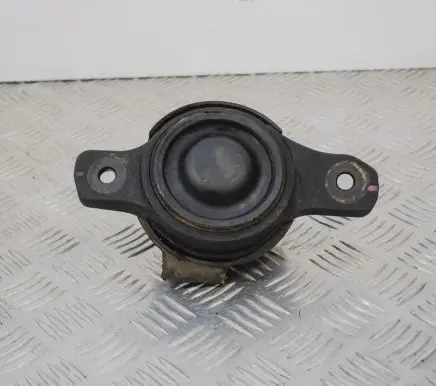 Subaru Legacy Engine mount bracket