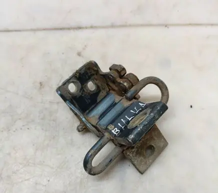 Audi 80 90 S2 B4 Front door upper hinge 893831411