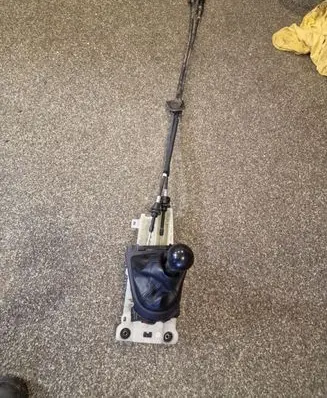 Peugeot 4007 Gear shifter/selector