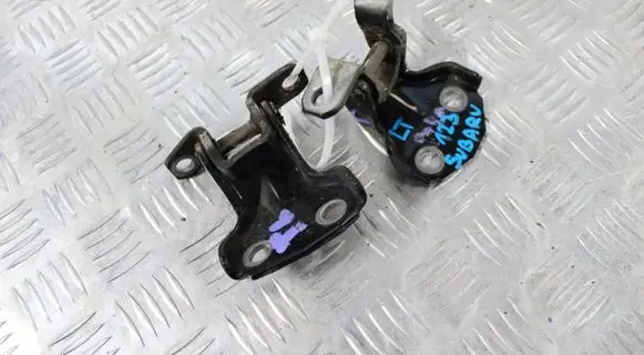 Subaru Impreza II Rear door hinge set 