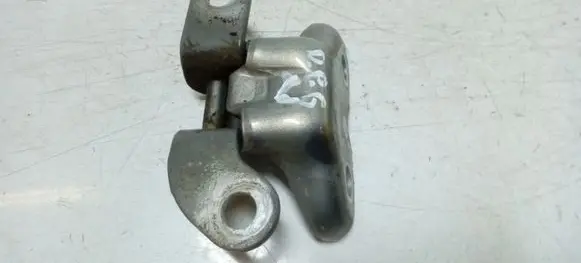 Toyota Avensis T250 Rear door upper hinge