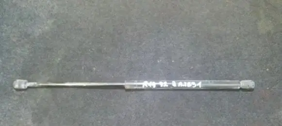 Renault 19 Tailgate/trunk strut/damper