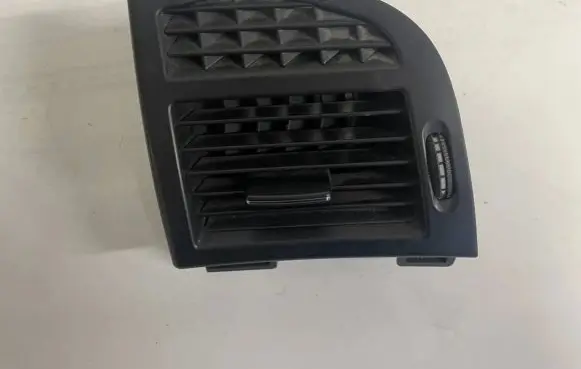 Mercedes-Benz S W221 Dash center air vent grill a2218300154