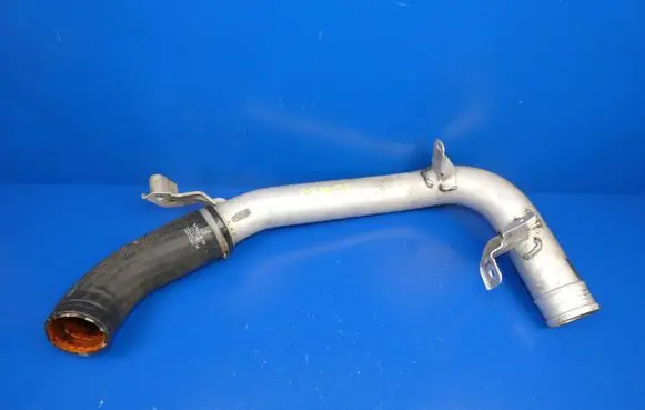 Volvo XC90 Intercooler hose/pipe 31370288