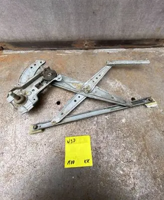 Nissan Micra Front door manual window regulator 