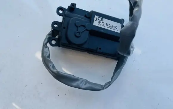 Mazda Xedos 9 Air flap motor/actuator ga701ta01b