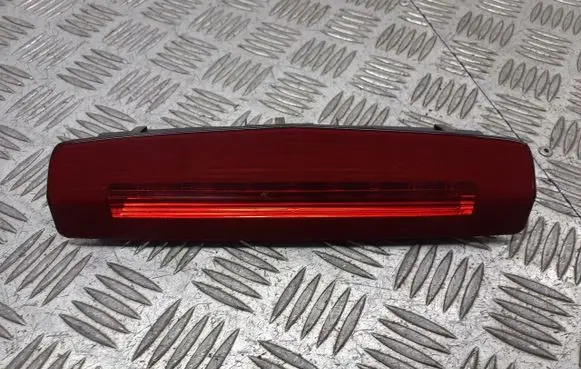 Opel Zafira B Third/center stoplight 13252463