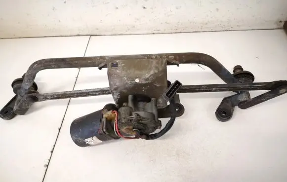 Peugeot 806 Front wiper linkage and motor