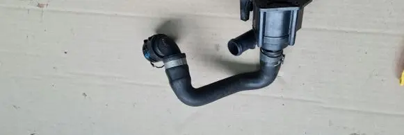 Audi Q5 SQ5 Electric auxiliary coolant/water pump 8K0819147A