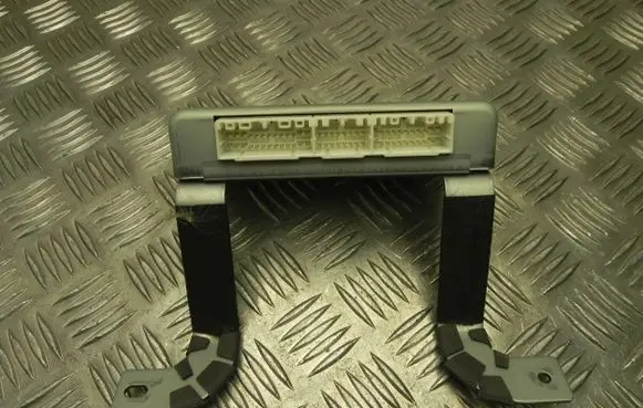 Mazda 323 Other control units/modules B30R676C0 G3736