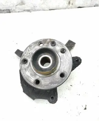 Nissan Primastar Front wheel hub