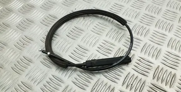 Audi A3 S3 A3 Sportback 8P Engine bonnet/hood lock release cable 8P0823535C