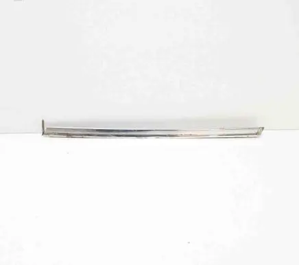 Windshield trim