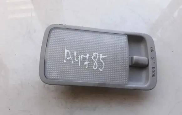 Toyota Corolla Verso AR10 Rear seat light
