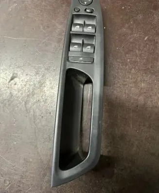 BMW X5 E70 Electric window control switch 7137137