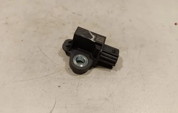 Nissan X-Trail T32 Airbag deployment crash/impact sensor 988303RA0A
