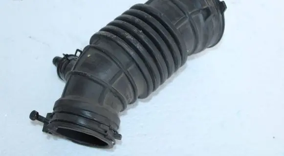 KIA Stonic Turbo air intake inlet pipe/hose 28140H8100 28140H8150