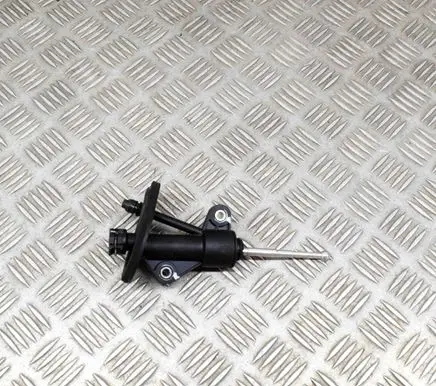 Opel Mokka Clutch slave cylinder 96887808