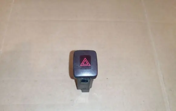 Volvo S80 Hazard light switch 30710106