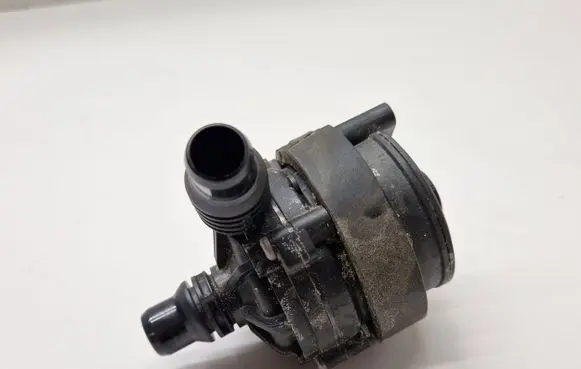 BMW i4 Electric auxiliary coolant/water pump 8840614