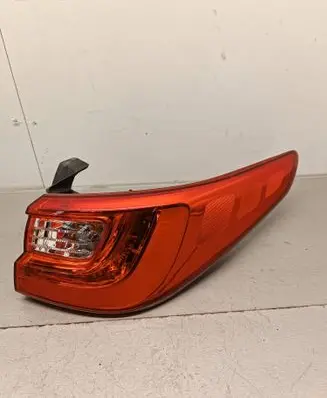 KIA Optima Rear/tail lights 92402D4 16256 B1YS102