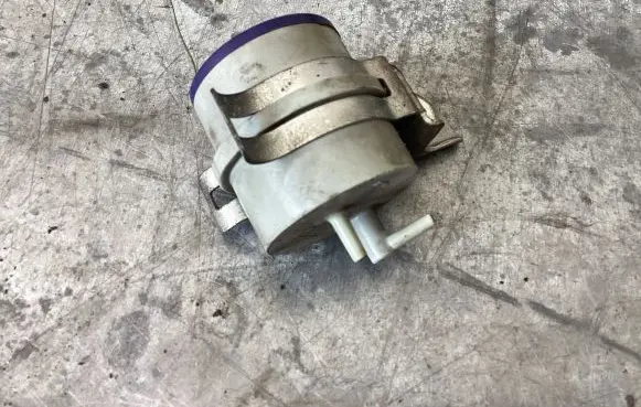 Renault Vel Satis Valve vacuum 