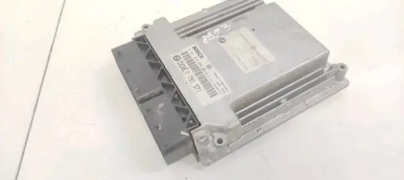 BMW 7 E65 E66 Engine control unit/module 7791571 DDE7791571