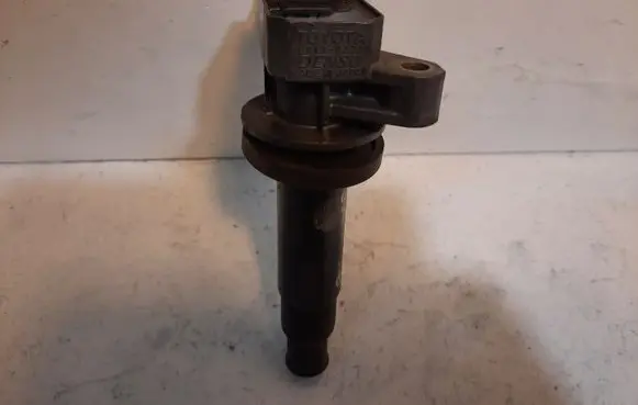 Toyota Corolla E120 E130 High voltage ignition coil 9091902239