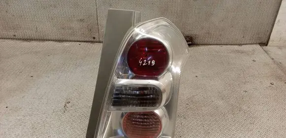 Toyota Corolla Verso AR10 Rear/tail lights 815500F060