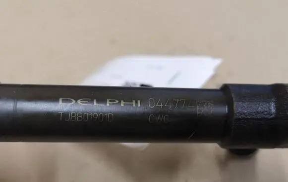 Opel Astra G Fuel injector TJBB01901D