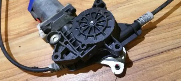 Honda Accord Rear door window regulator motor 0130821630 190783763