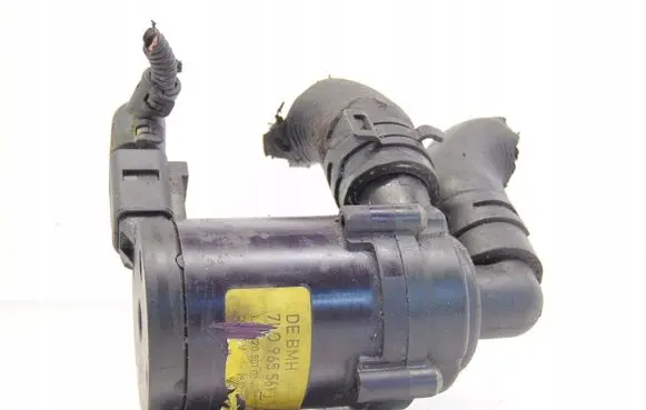 Audi Q7 4M Electric auxiliary coolant/water pump 7L0965561J