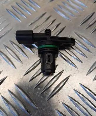 Renault Clio III Camshaft position sensor 8200963886
