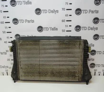 Volkswagen PASSAT B7 Intercooler radiator 3C0145805AK