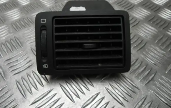 Rear air vent grill
