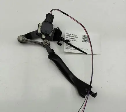 Lexus RZ Rear air suspension level height sensor 8940842031