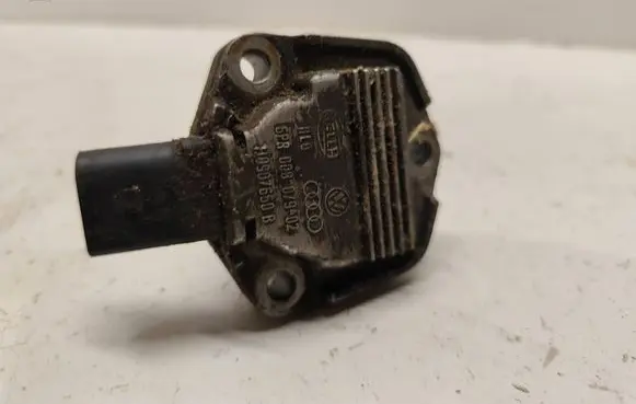 Audi A4 S4 B7 8E 8H Oil level sensor 6PR00807902 1J0907660B