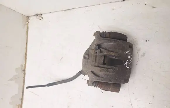 Mercedes-Benz E W211 Front brake caliper