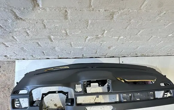 Volvo S80 Dashboard 08630023 1210180626 Y2X700408