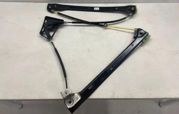Volkswagen Golf Sportsvan Front door window regulator with motor 510837461F 230220181258 C16489103