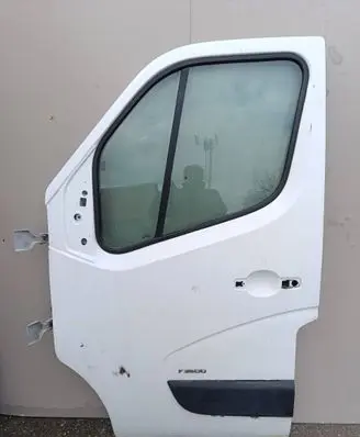 Renault Master III Front door