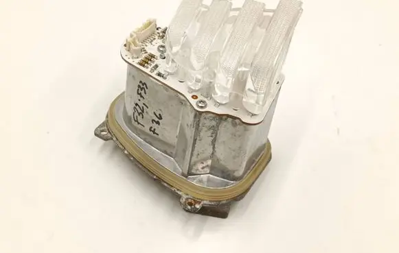 BMW 4 F32 F33 LED ballast control module 7379839