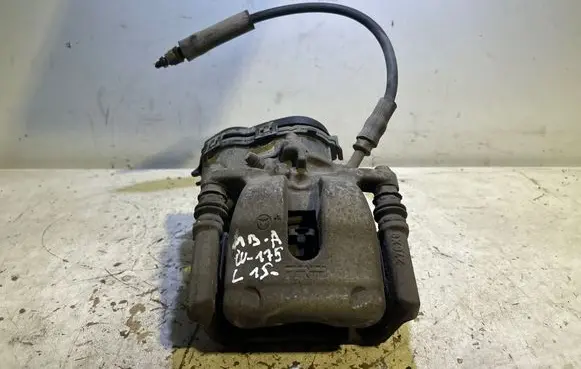 Mercedes-Benz A W176 Rear brake caliper