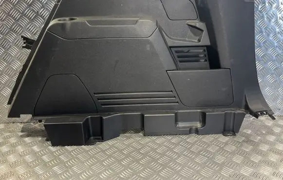 Trunk/boot lower side trim panel