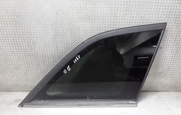 Chrysler Pacifica Rear side window