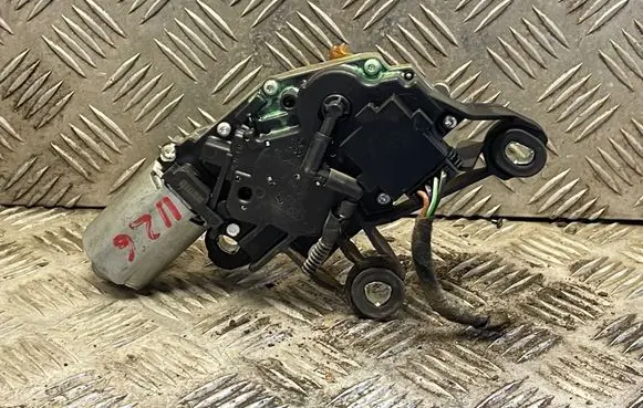 Audi A6 S6 C5 4B Rear window wiper motor 0390201592