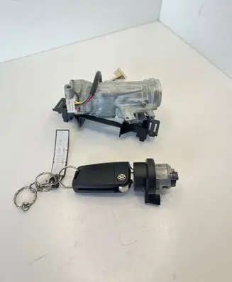 Volkswagen Golf VII Ignition lock 1K0905851