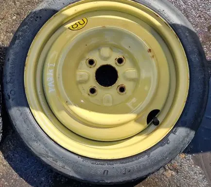 Toyota Yaris R14 spare wheel 